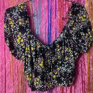 Size large flower dress shirt never worn